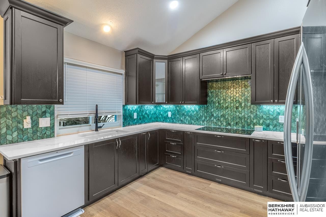 14518 Grand Ave Omaha, NE 68116  | Single Family