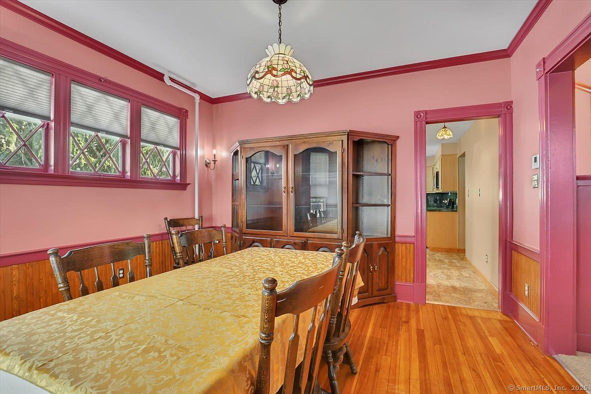 35 Broadview St Bristol, CT 06010 | Single Family