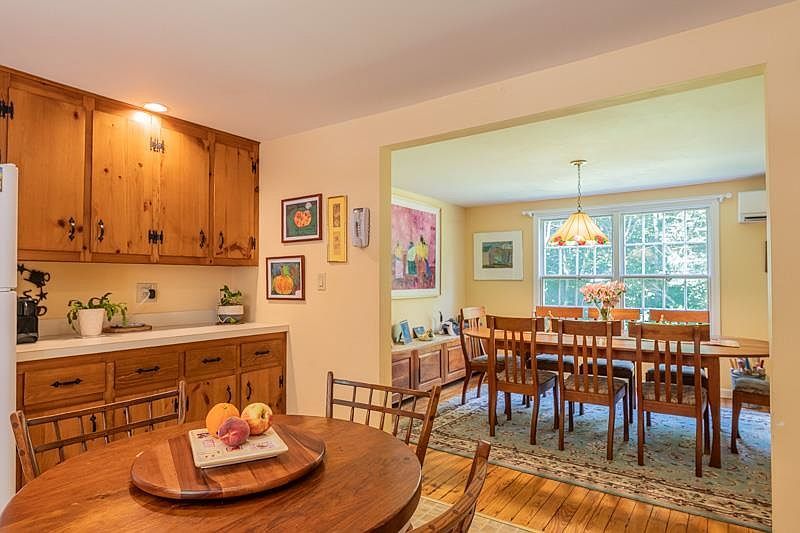 528 State Route 121 Londonderry, VT 05148 | Single Family