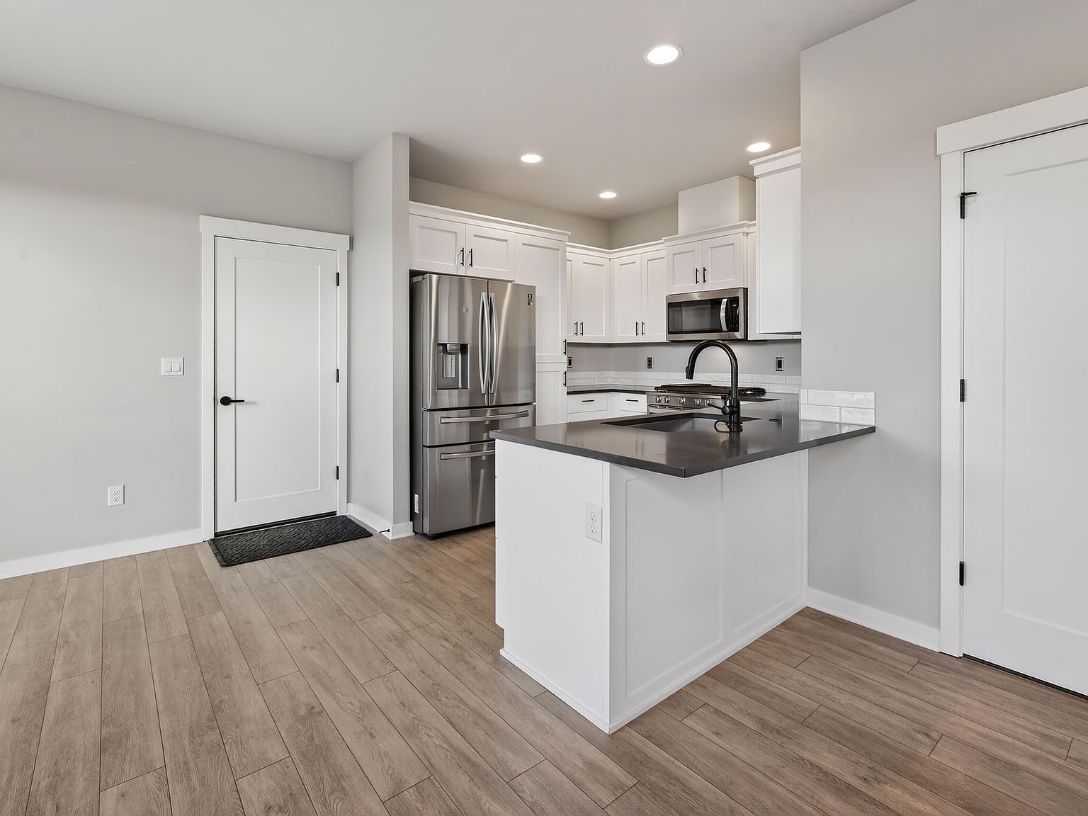 3899 SW Coyote Pl Redmond, OR 97756 | Single Family