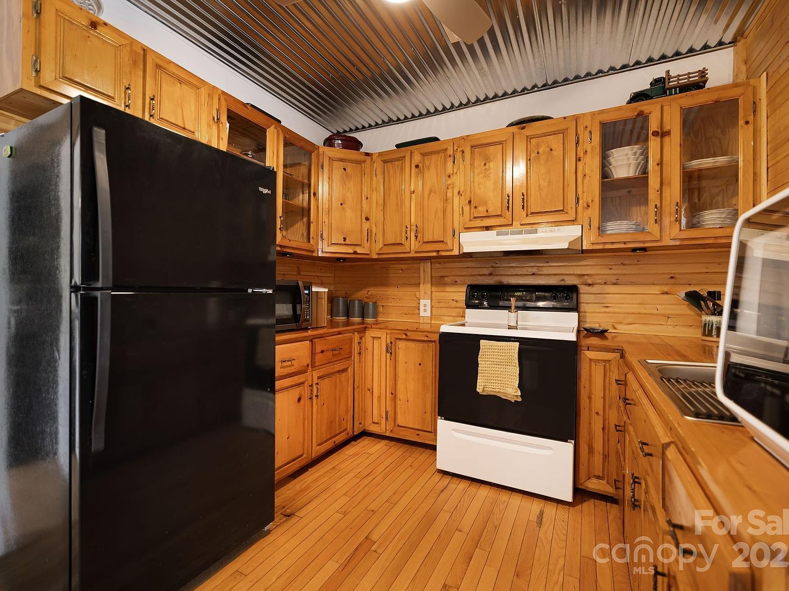 29 Ponder St Mars Hill, NC 28754  | Single Family