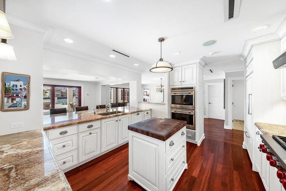 4555 W Tradewinds Ave Lauderdale By The Sea, FL 33308  | Single Family