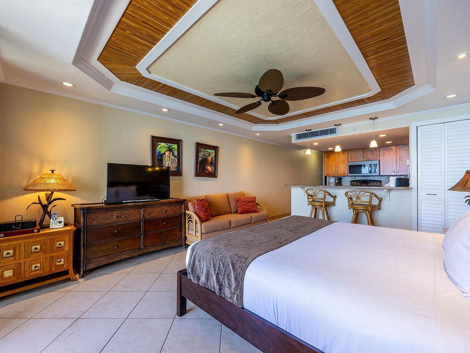 110 Kaanapali Shores Pl APT 612 Lahaina, HI 96761  | Condominium