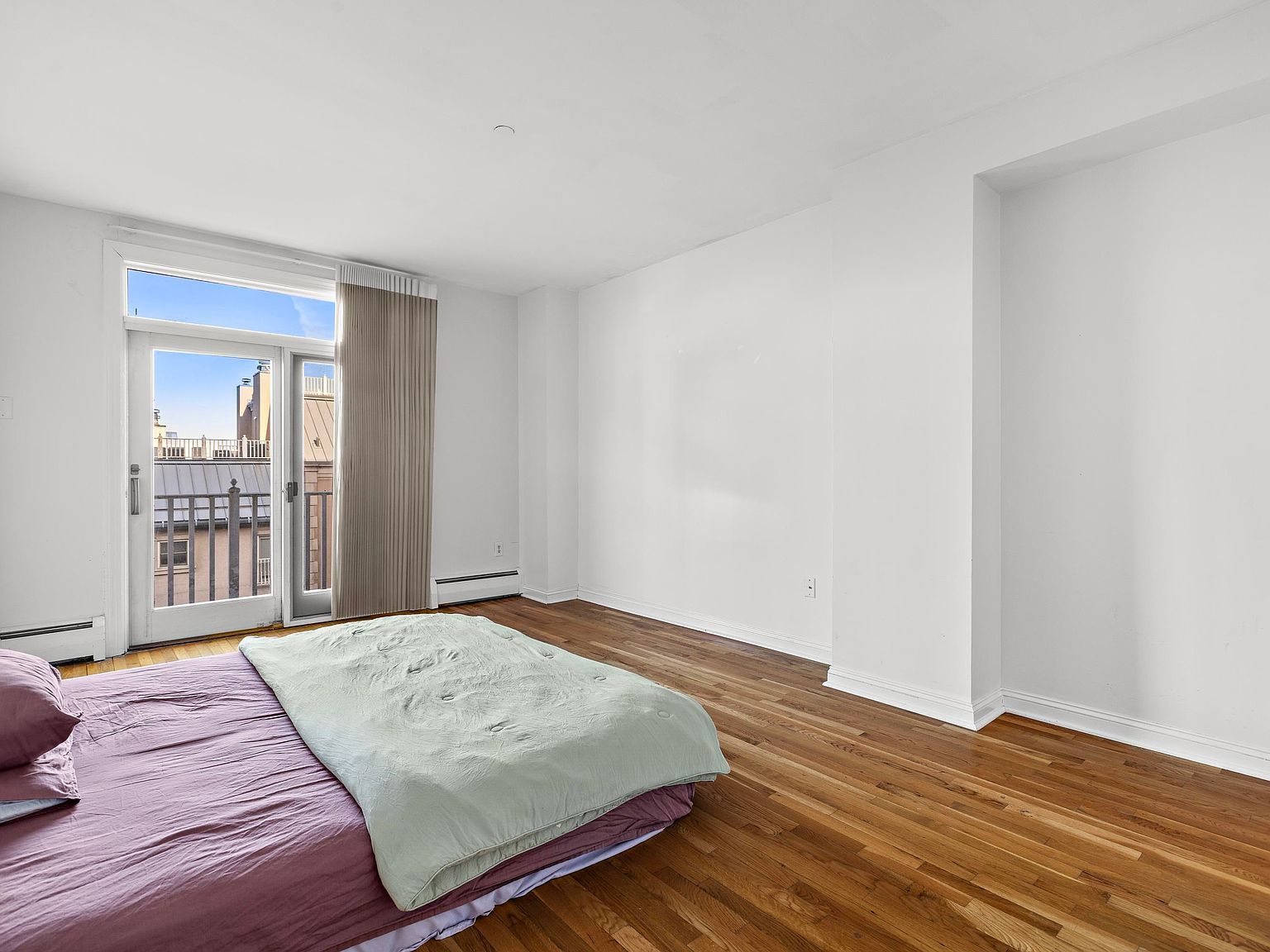 206 Shearwater Ct W APT 65 Jersey City, NJ 07305 | Condominium