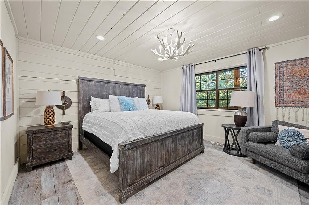 198 McGowen Acres Rd Broken Bow, OK 74728  | Single Family