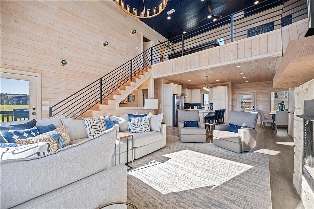 18 Deer Valley Cir Broken Bow, OK 74728 | Single Family