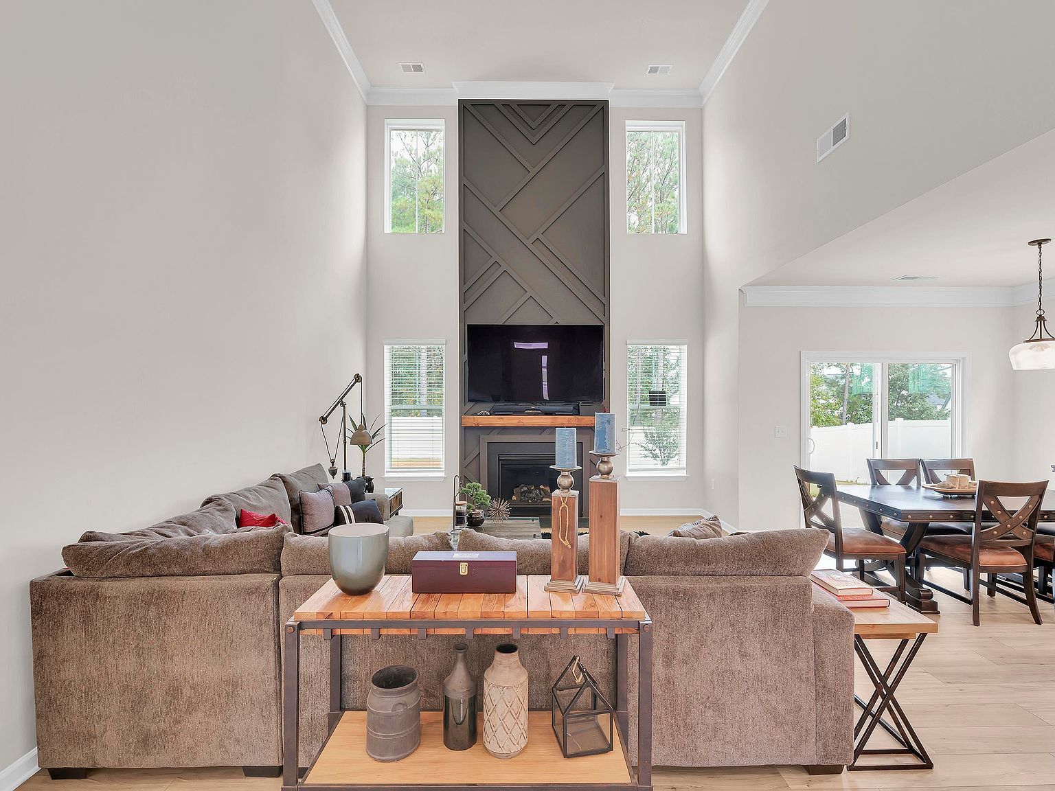 620 Columbus Cir Simpsonville, SC 29680  | Single Family