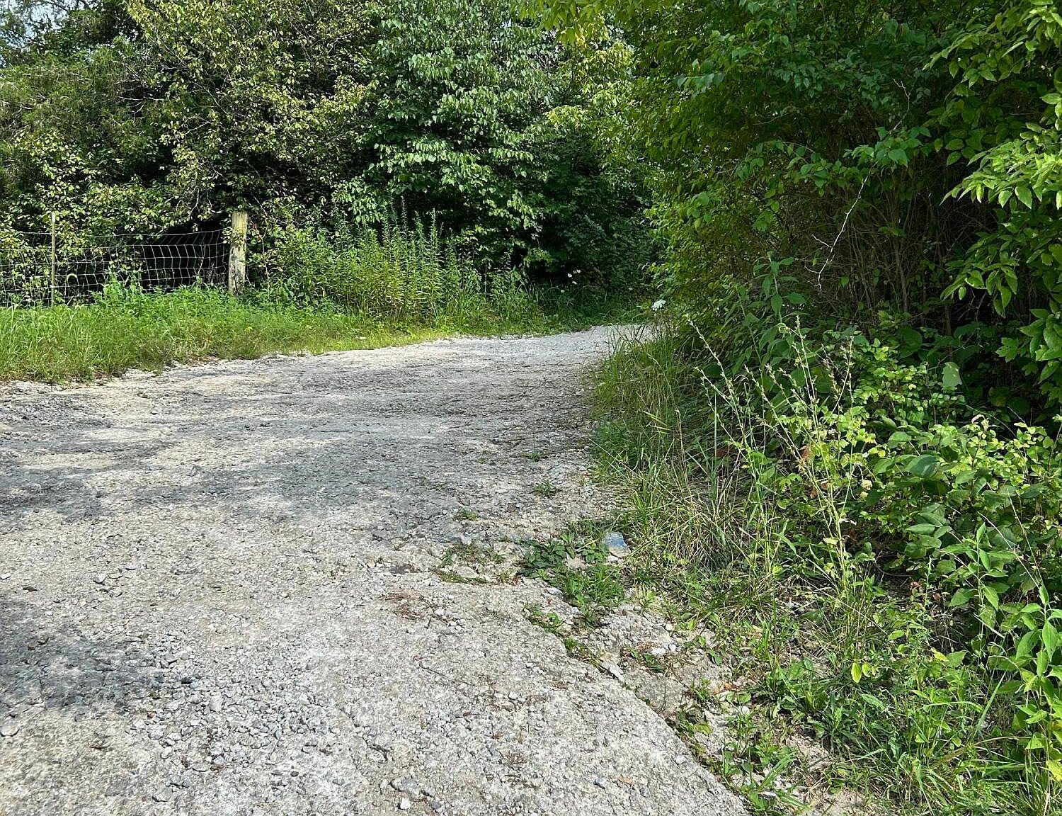 058-00-00-02200 Shadrick Ferry Rd Frankfort, KY 40601  | Land/Lot