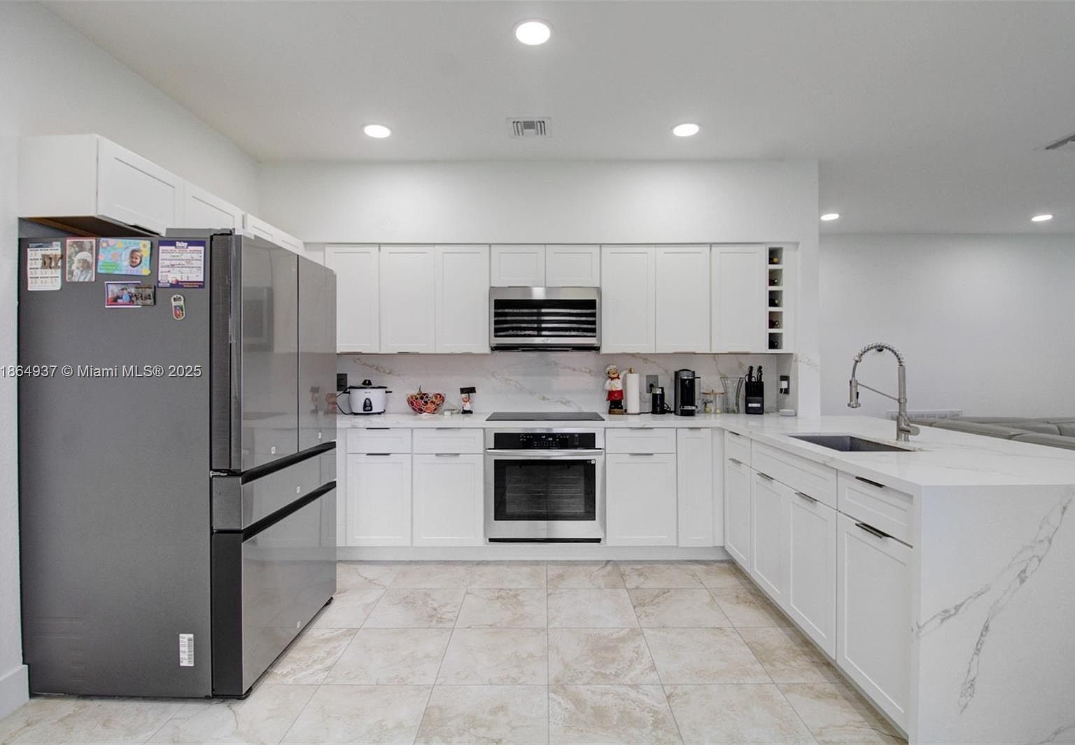 1033 NE 35th Ave Homestead, FL 33033 | Single Family