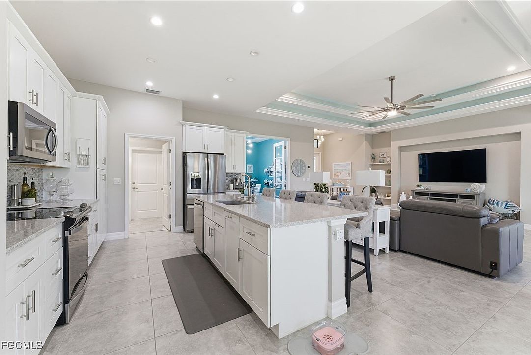 2115 SW 17th Pl Cape Coral, FL 33991  | Single Family