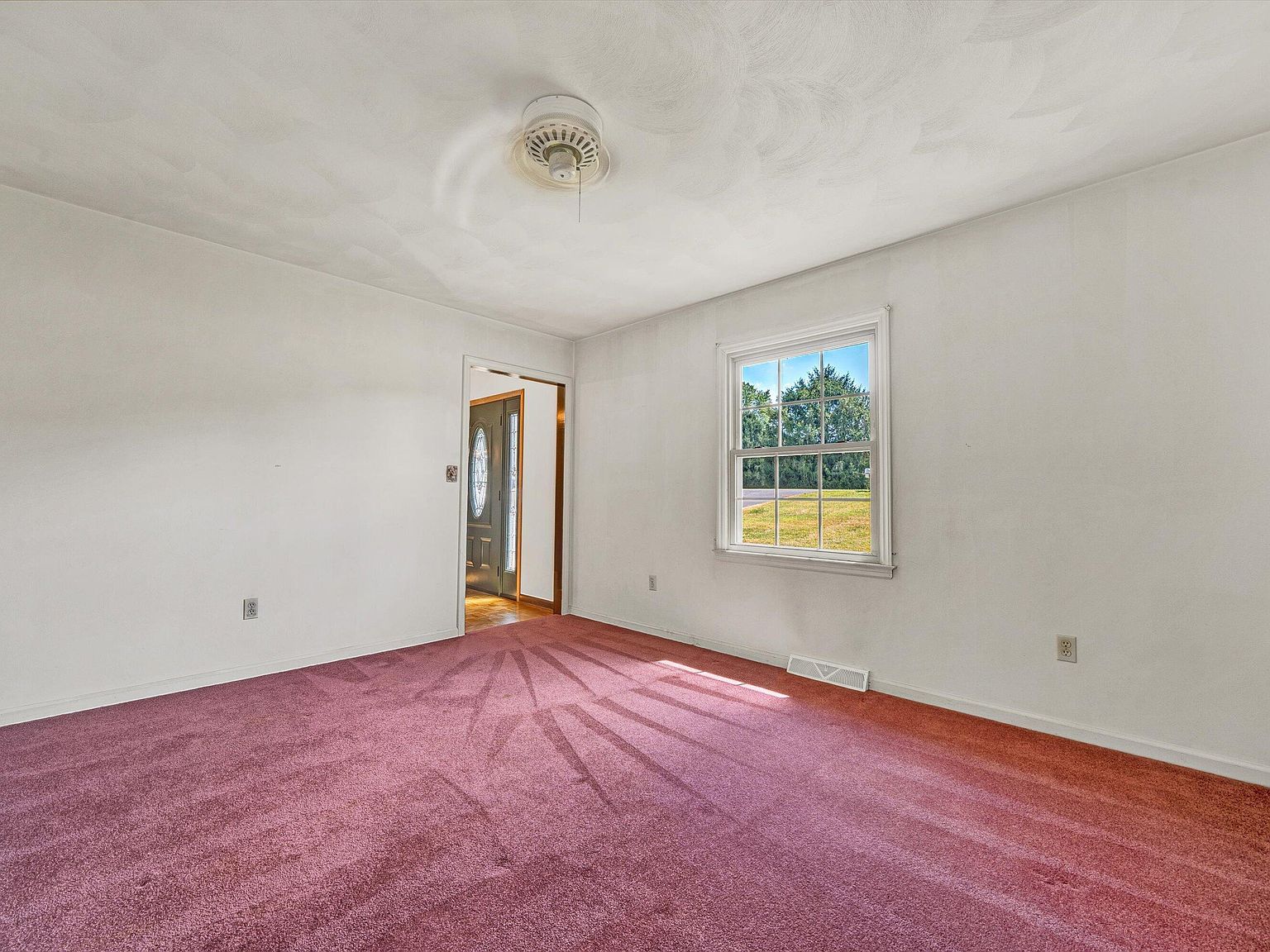 211 Aspen Dr Daleville, VA 24083  | Single Family