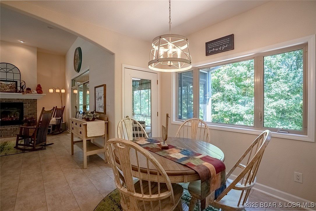 84 Beacon Hill Dr Lake Ozark, MO 65049 | Single Family