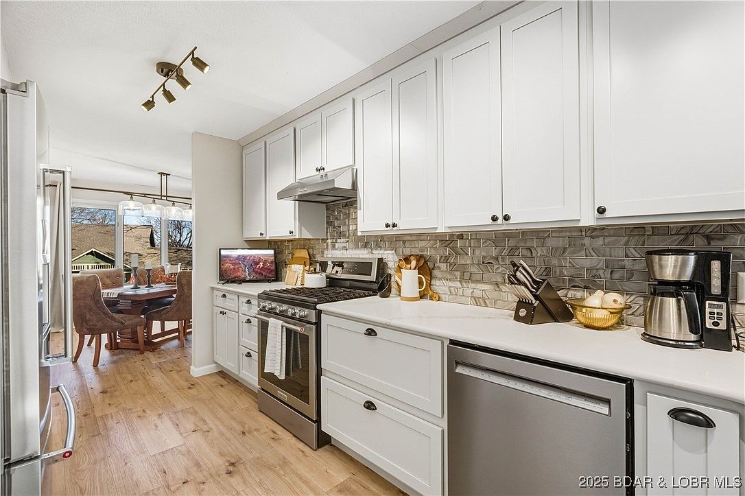 5775 Bluebird Cir Osage Beach, MO 65065  | Single Family