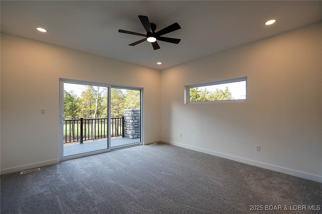 106 W Crossfox Trl Camdenton, MO 65020  | Single Family