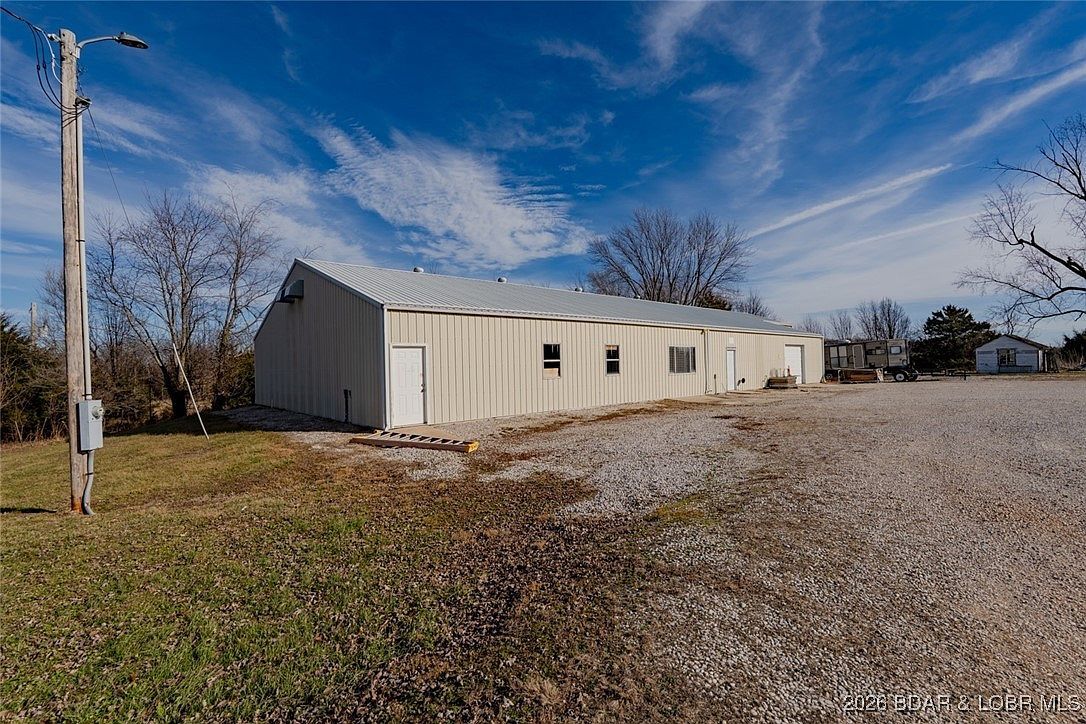 3064 Old South 5 Camdenton, MO 65020  | Single Family