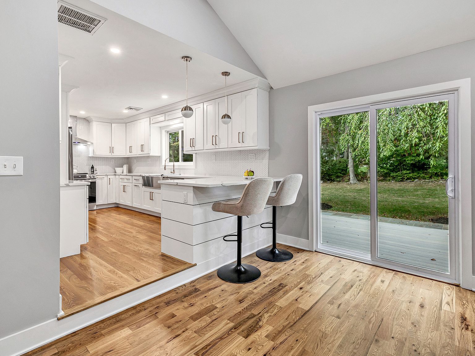 48 Sunset Rd Easton, CT 06612 | Single Family