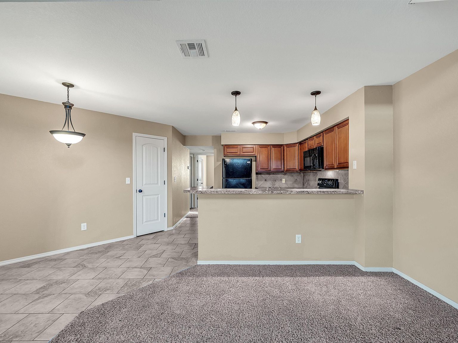 10011 E Boston St APT 202 Wichita, KS 67207  | Condominium