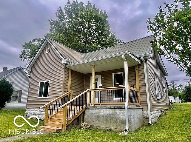 120 W Warren St Mitchell, IN 47446  | Single Family