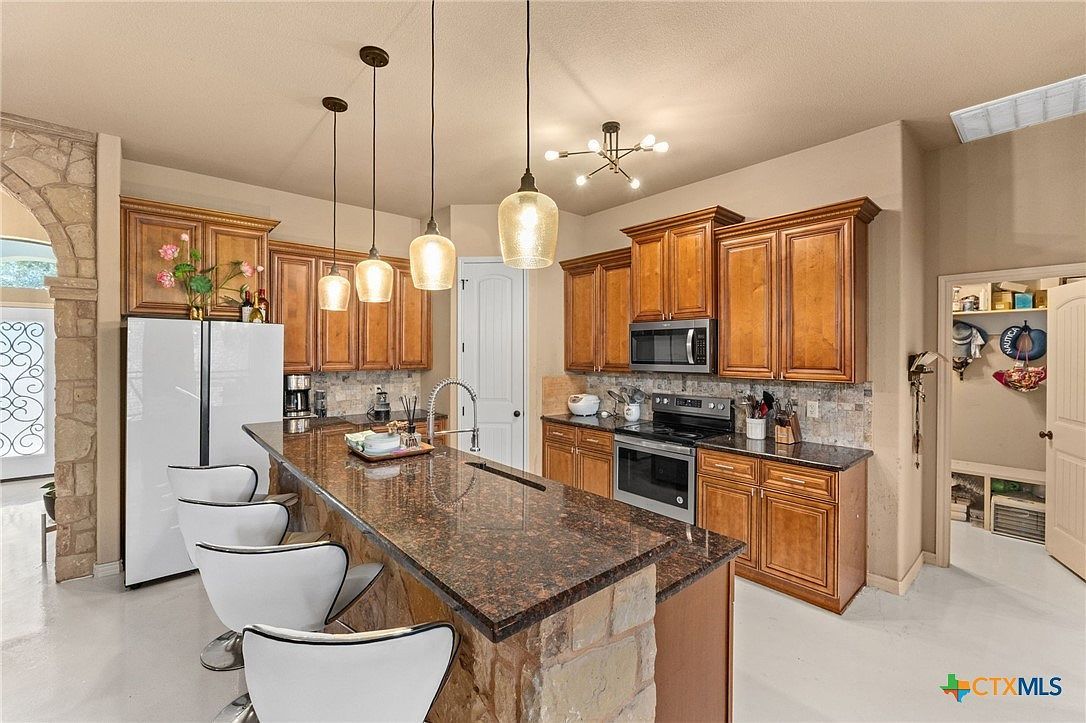 258 Canaan Dr Belton, TX 76513 | Single Family