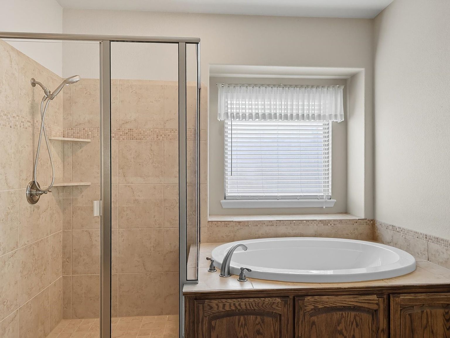 9809 Brazoria Trl Fort Worth, TX 76126  | Single Family