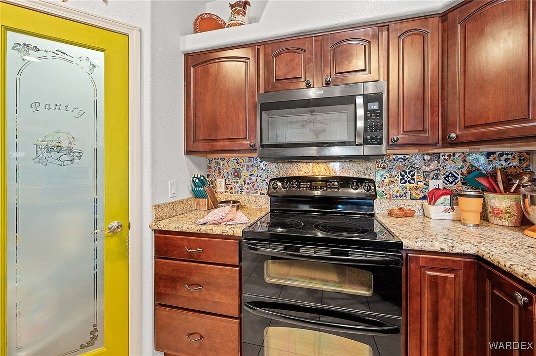 14105 S Cactus Rd Yucca, AZ 86438 | Single Family