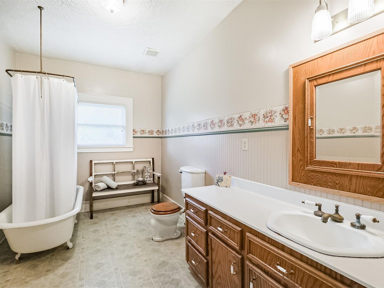 3524 Charles Ave Pearland, TX 77584  | Single Family