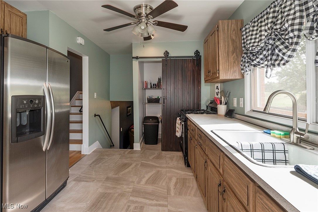 6921 Hollywood Dr Parma, OH 44129 | Single Family