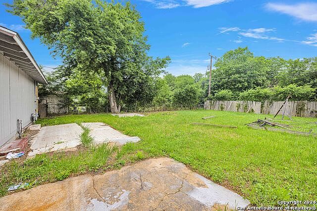 122 Bangor Dr San Antonio, TX 78228 | Single Family