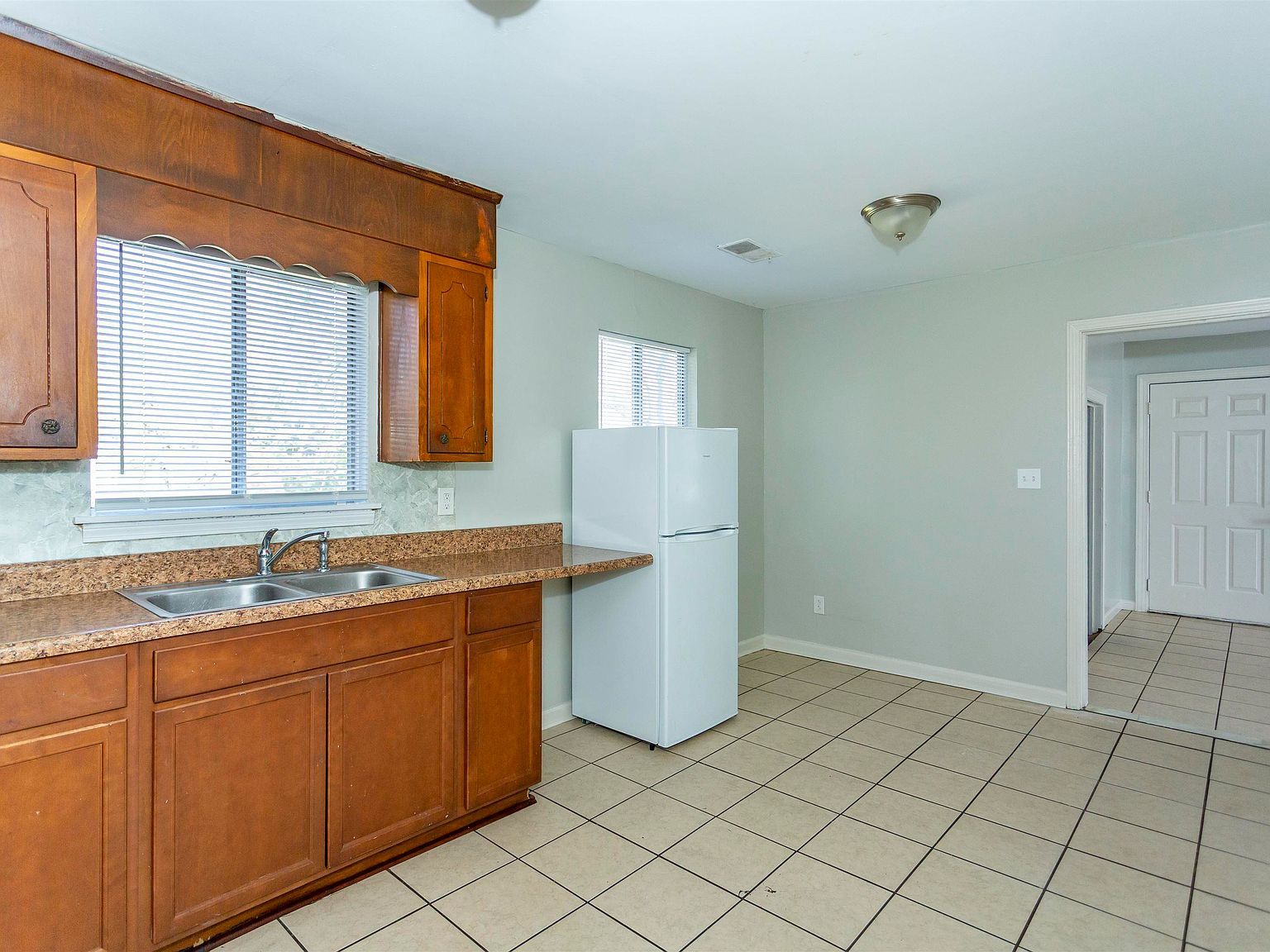 3212 Lee Ct SW Birmingham, AL 35221  | Single Family