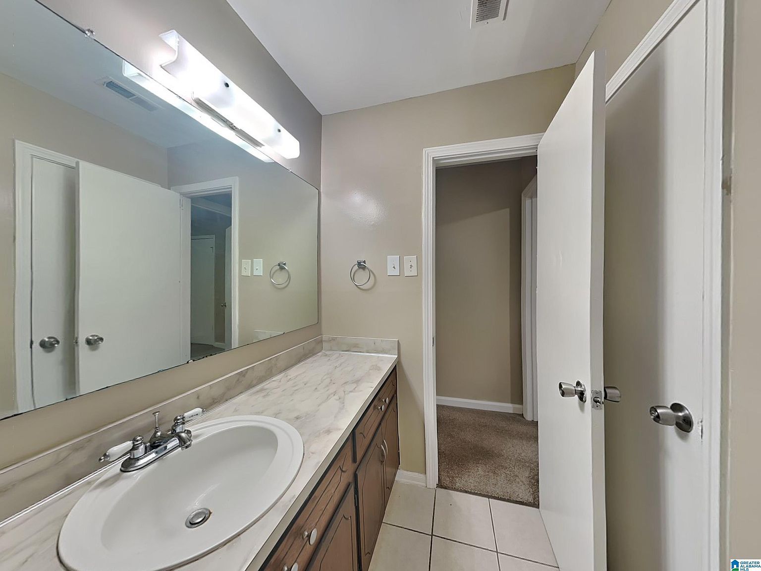 1713 6th Place Cir NW Birmingham, AL 35215  | Multi Family