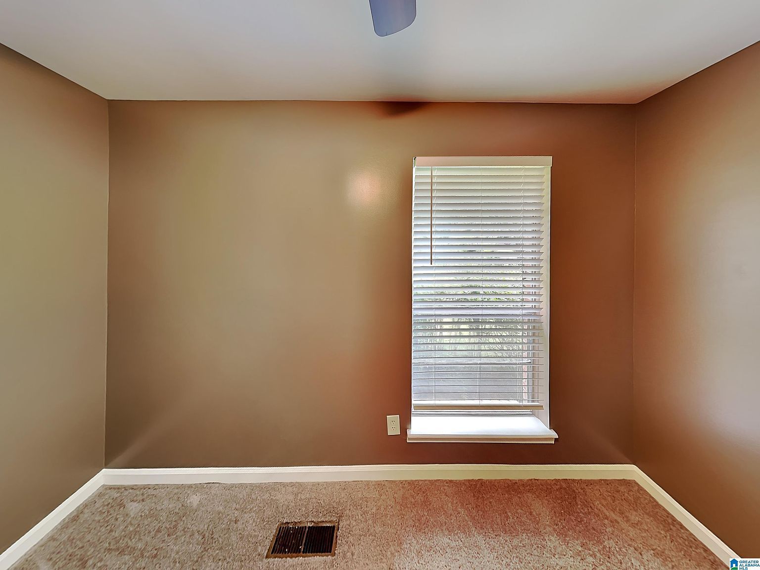 265 13th Ave NE Birmingham, AL 35215  | Single Family