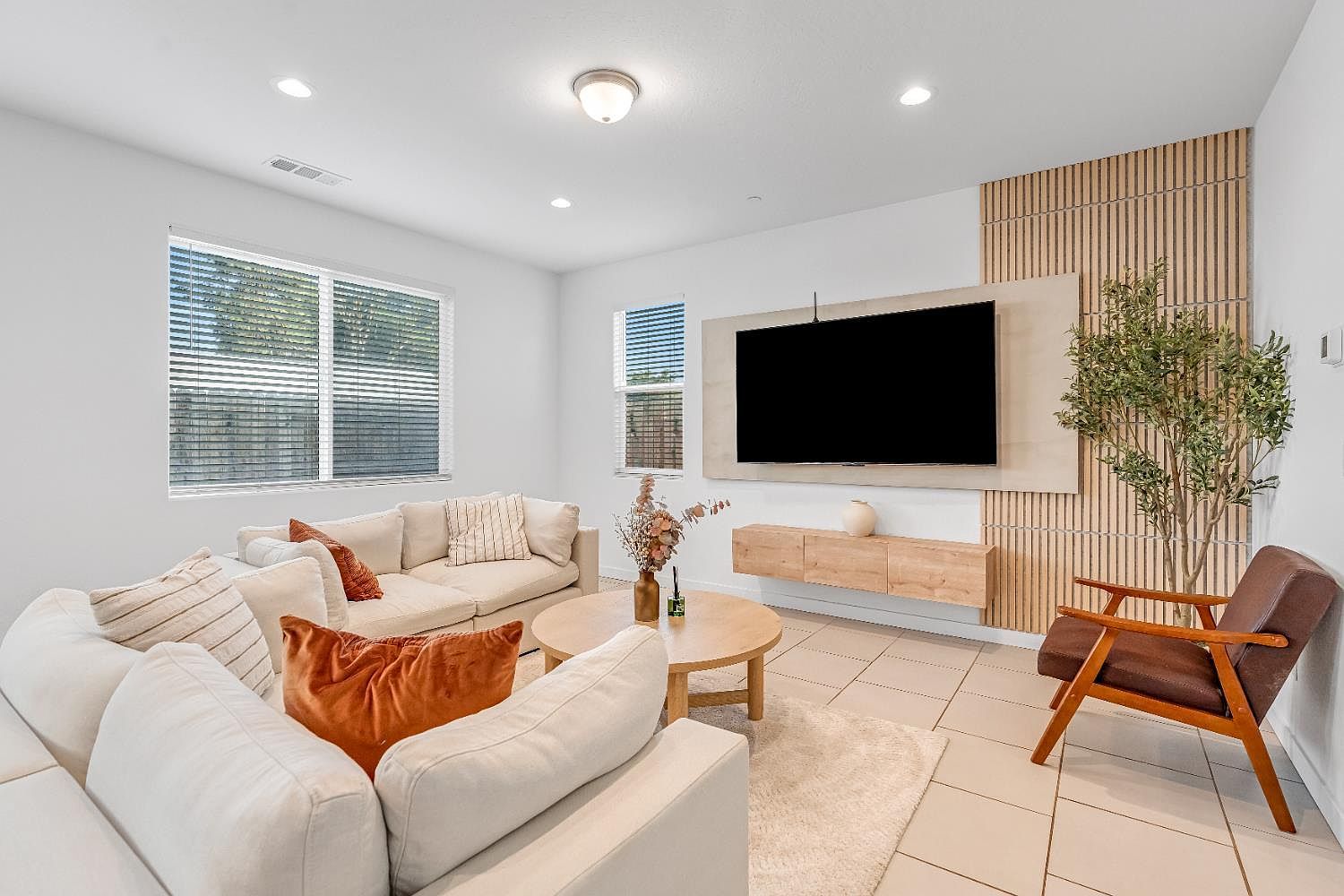 4210 N Reed Ave Fresno, CA 93723  | Single Family