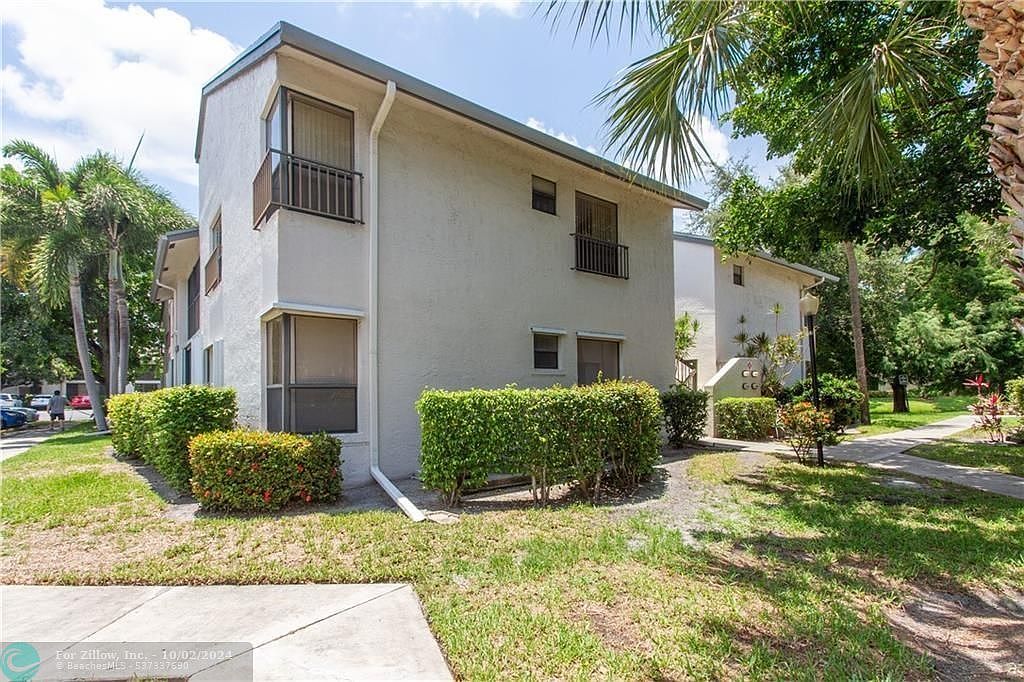 3531 Cocoplum Cir #3466 Coconut Creek, FL 33063  | Condominium