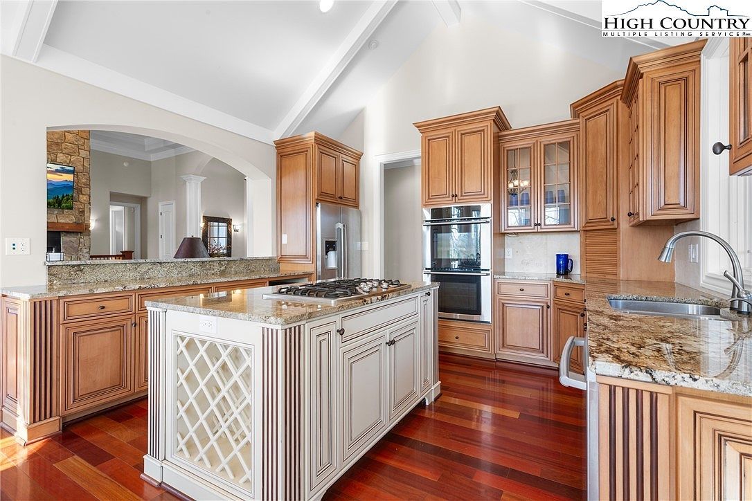 46 Ridge Rd Newland, NC 28657  | Single Family