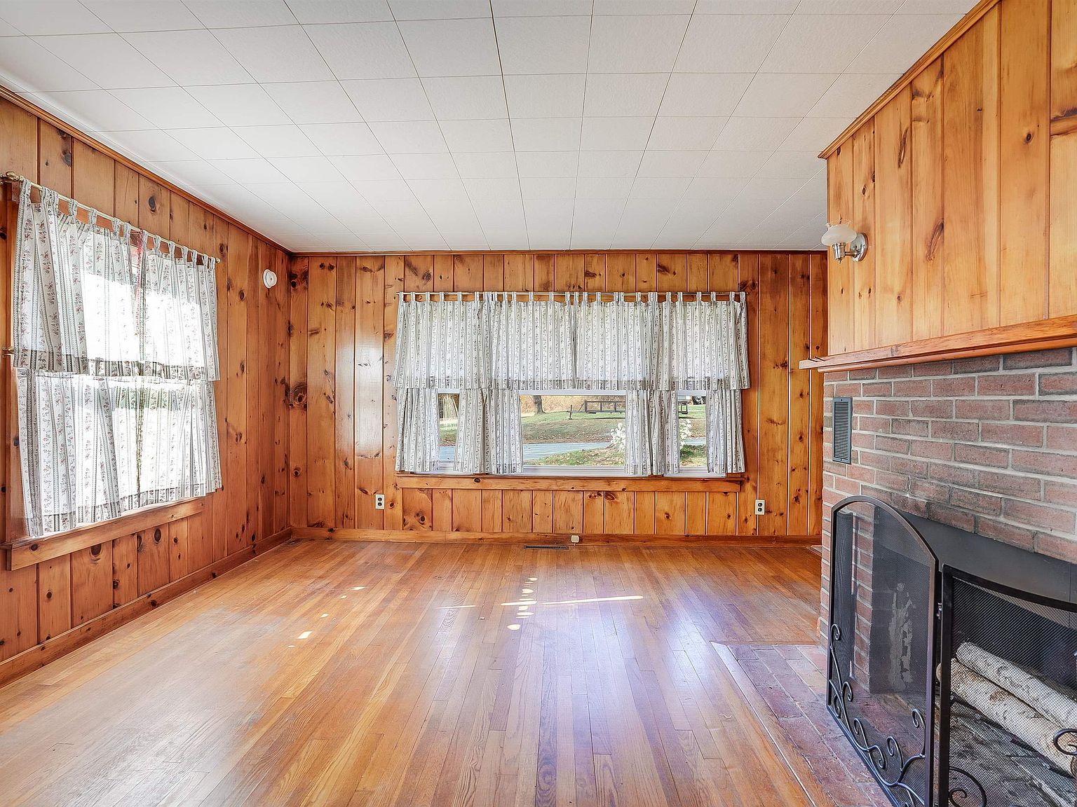 29 N Main St Antrim, NH 03440 | Single Family