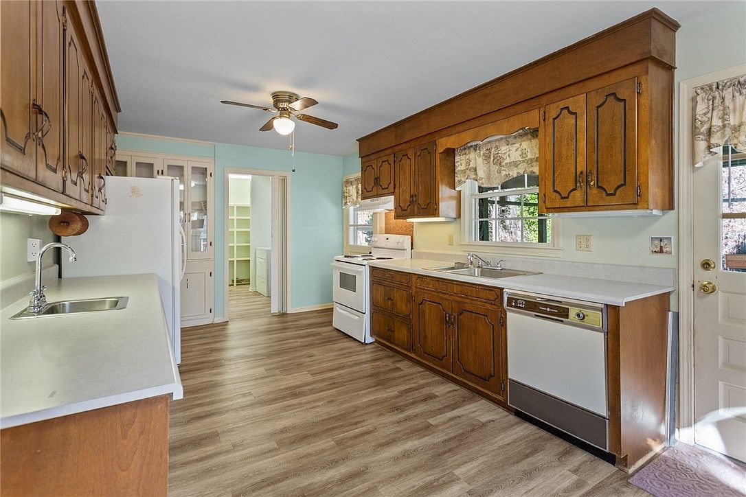 711 Pinecrest Ct Walhalla, SC 29691 | Single Family