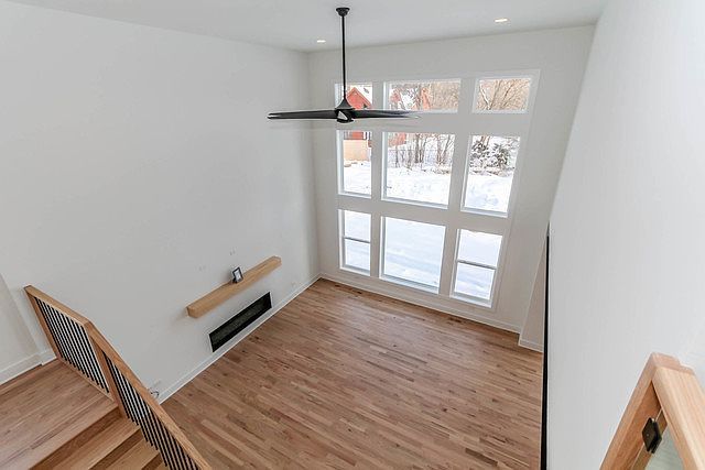 313 Lincoln St Schaumburg, IL 60194  | Single Family