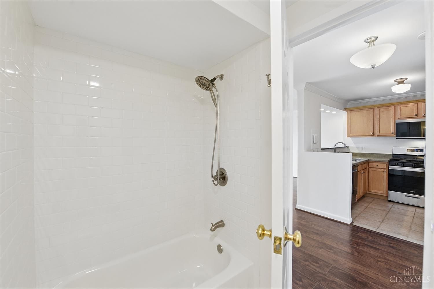 2200 Victory Pkwy Unit 806 Cincinnati, OH 45206 | Condominium