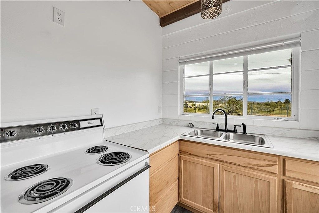 57726 Starlight Mesa Rd Yucca Valley, CA 92284  | Single Family