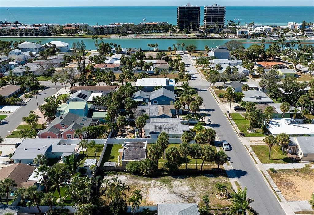 516 78th Ave Lot 11 Saint Petersburg, FL 33706  | Land/Lot