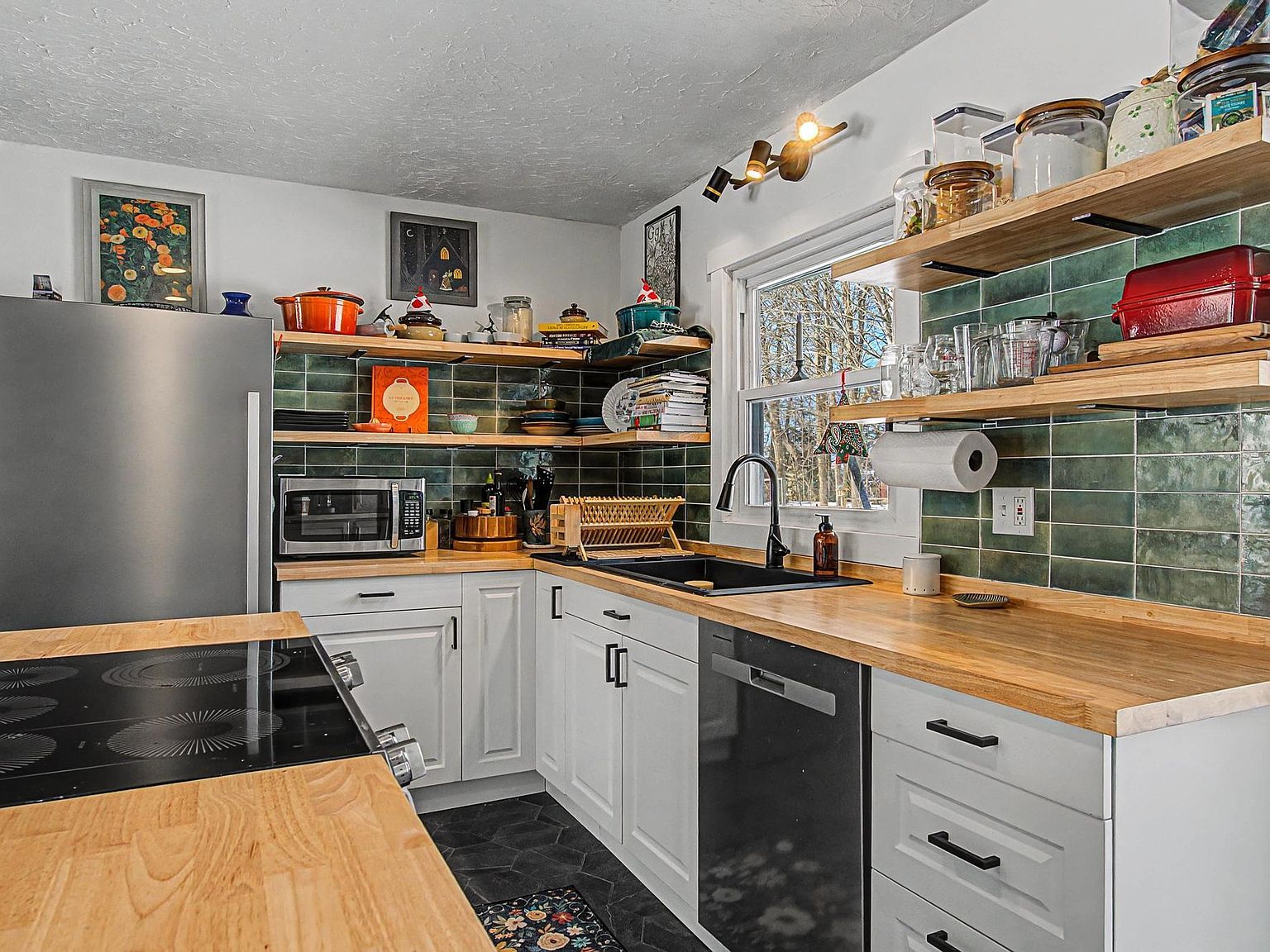 11 Turner Ave Milton, VT 05468  | Single Family