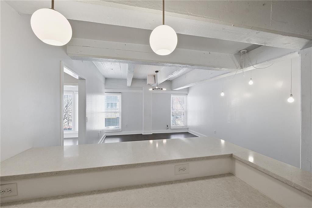 3001 Gillham Rd APT 201 Kansas City, MO 64108 | Condominium