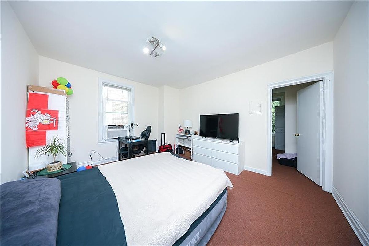 2391 E 3rd St Brooklyn, NY 11223  | Multi Family