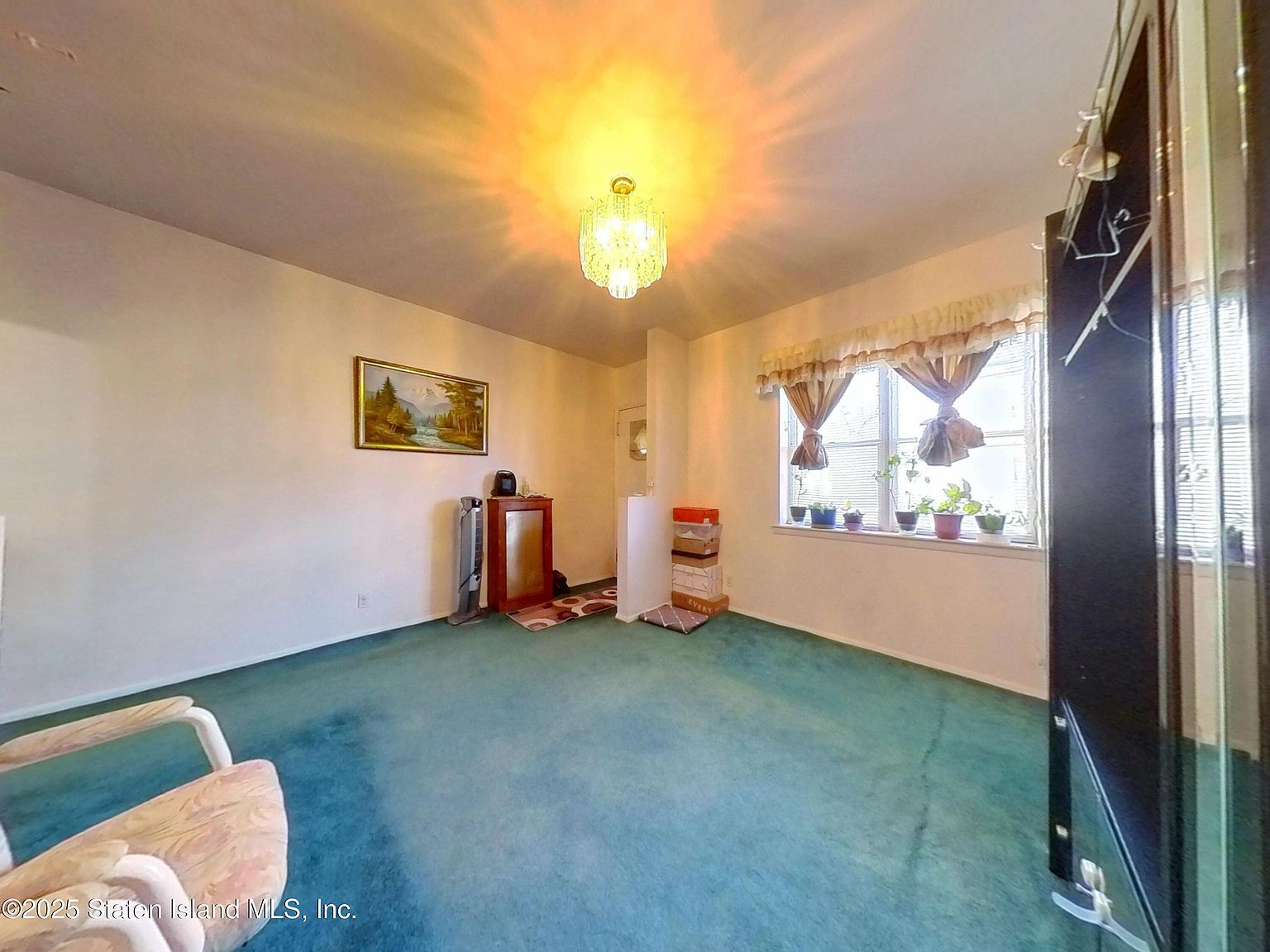 13 Coonley Ct Staten Island, NY 10303 | Single Family