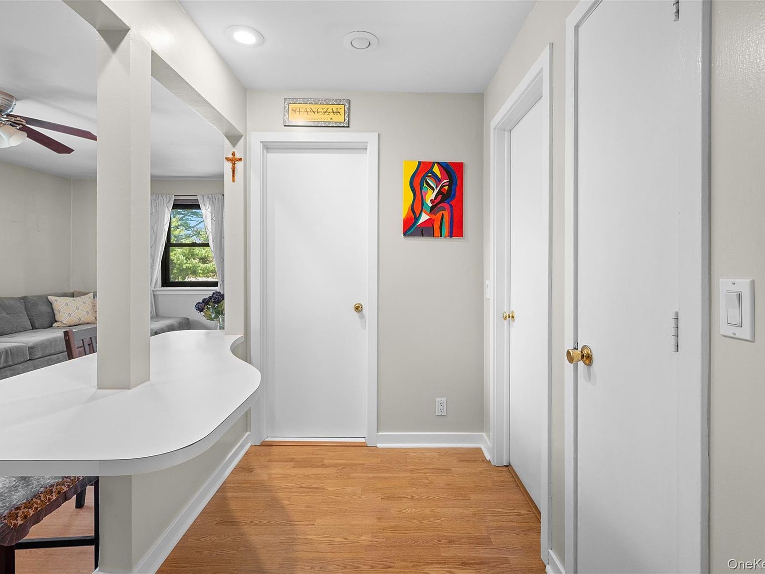 29 W Mill Dr APT 10A Great Neck, NY 11021  | Condominium