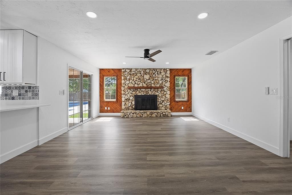 327 SE 50th Ave Ocala, FL 34471  | Single Family