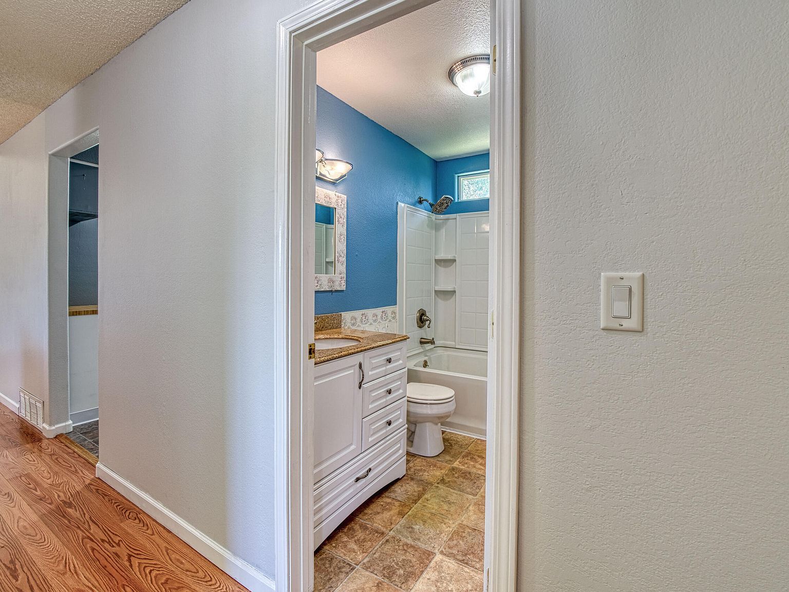 3201 Watsabaugh Dr Gillette, WY 82718  | Single Family