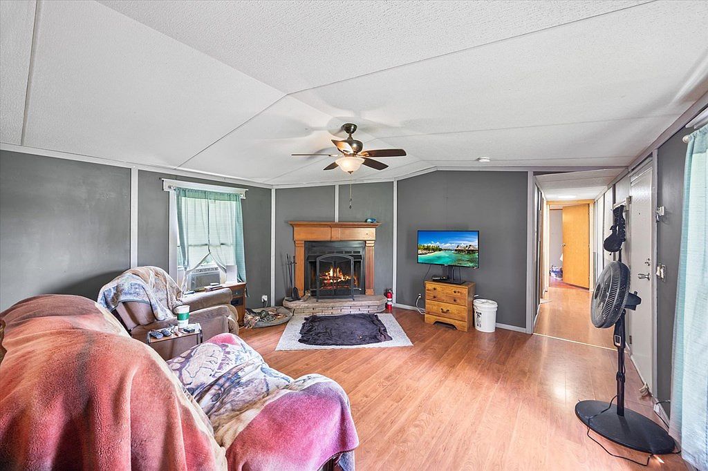 2881 Sugar Creek Rd Gainesboro, TN 38562  | New build