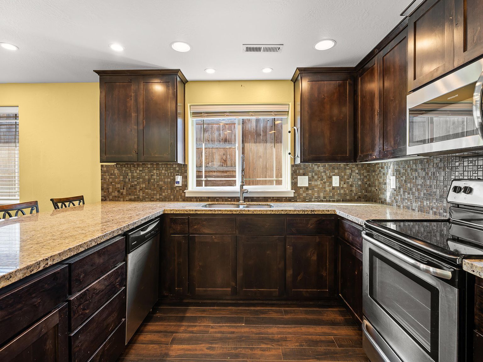 925 Sellwood Dr Eagle Point, OR 97524 | Single Family