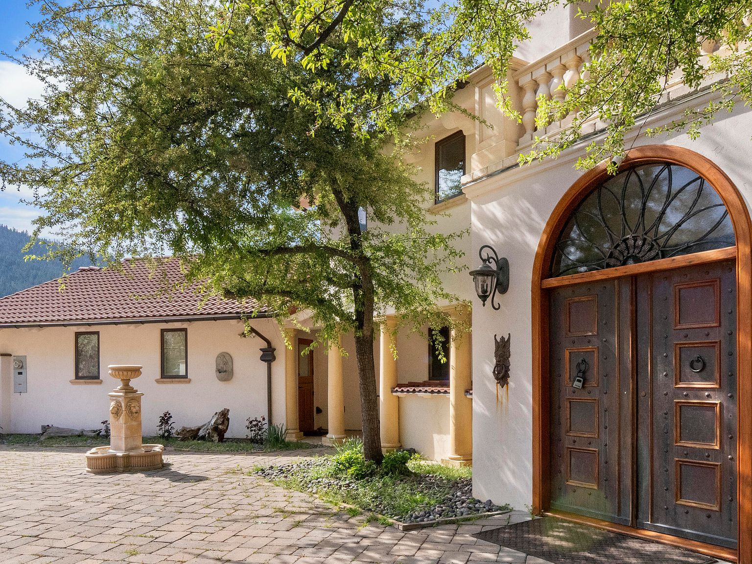 3721 Old Highway 99 S Ashland, OR 97520  | Single Family